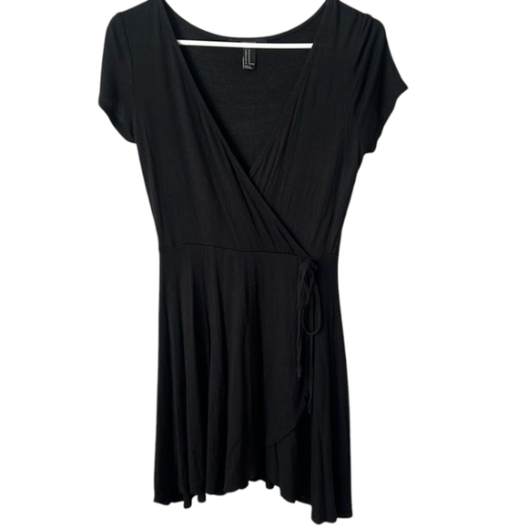 3 for $15 Black V Neck Wrap Dress - Picture 3 of 4